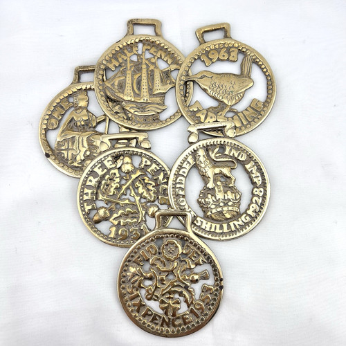 Brass horse medallion lot 6 - lot, of